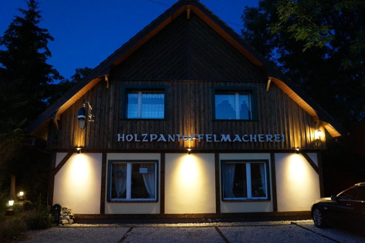 Pension Zum Holzpantoffelmacher Burg  Exterior photo